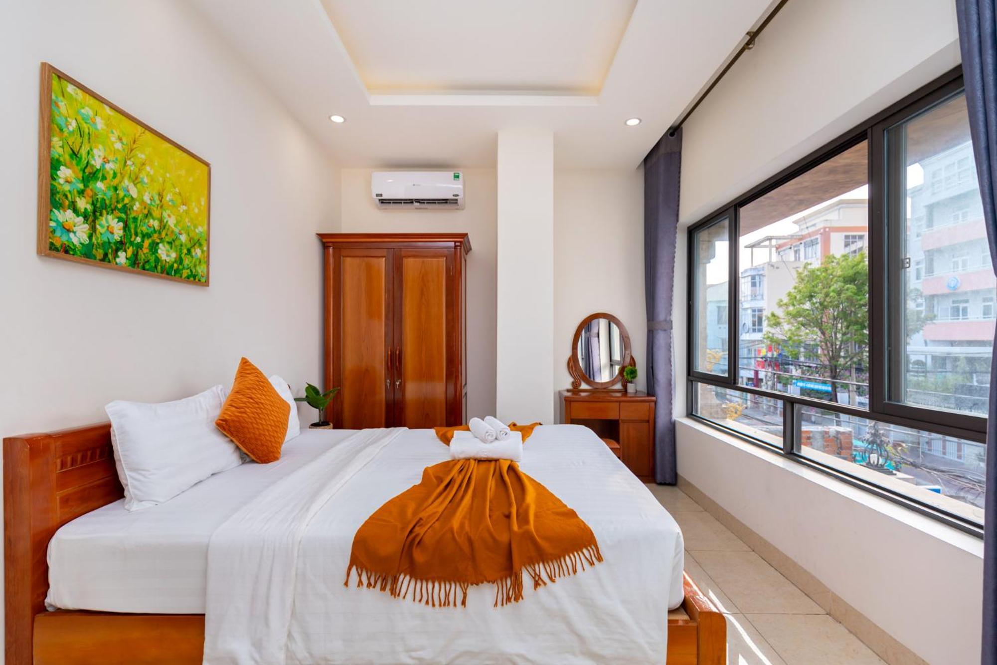 Prague Hotel Vung Tau Exterior photo
