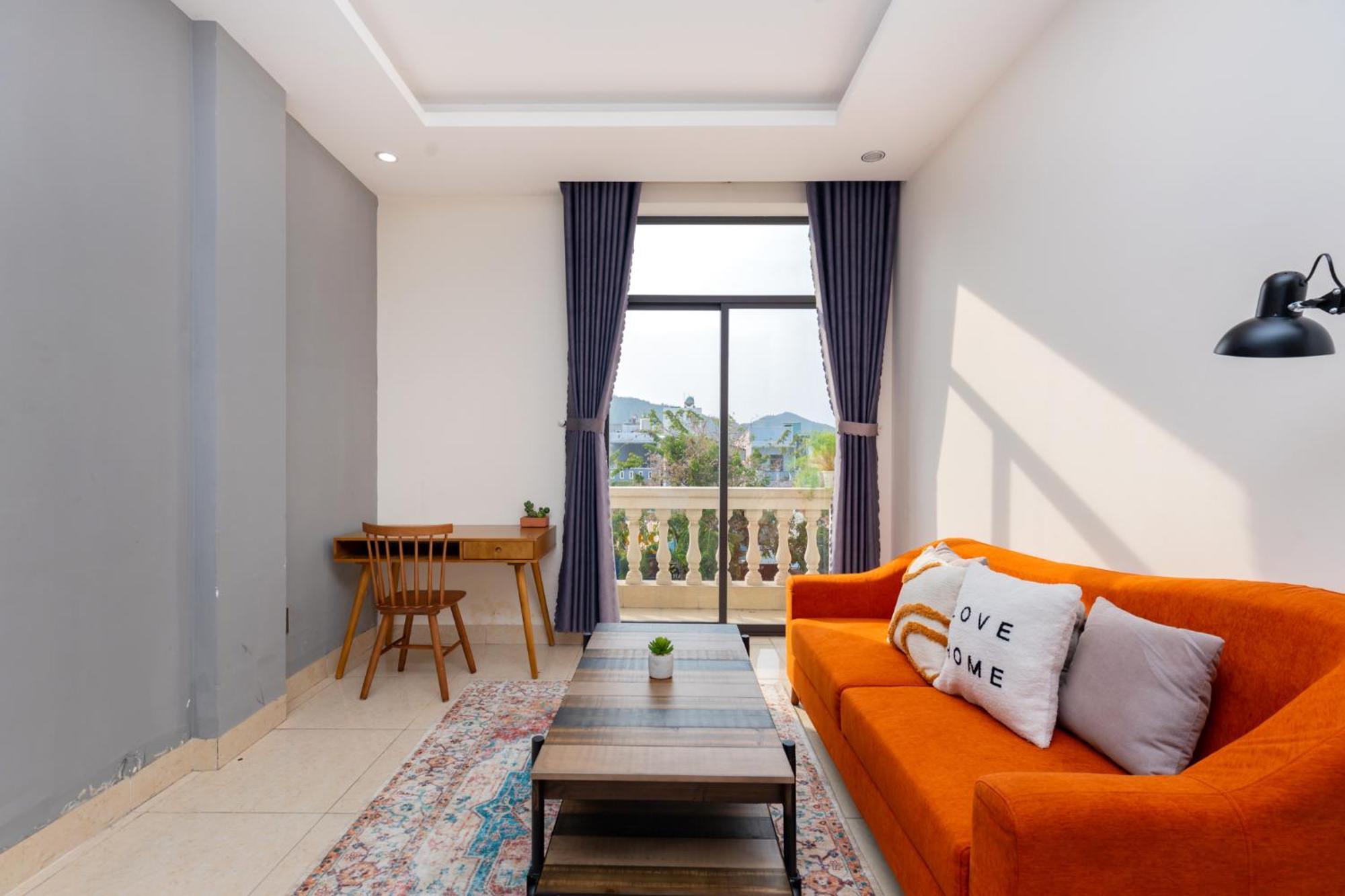Prague Hotel Vung Tau Exterior photo