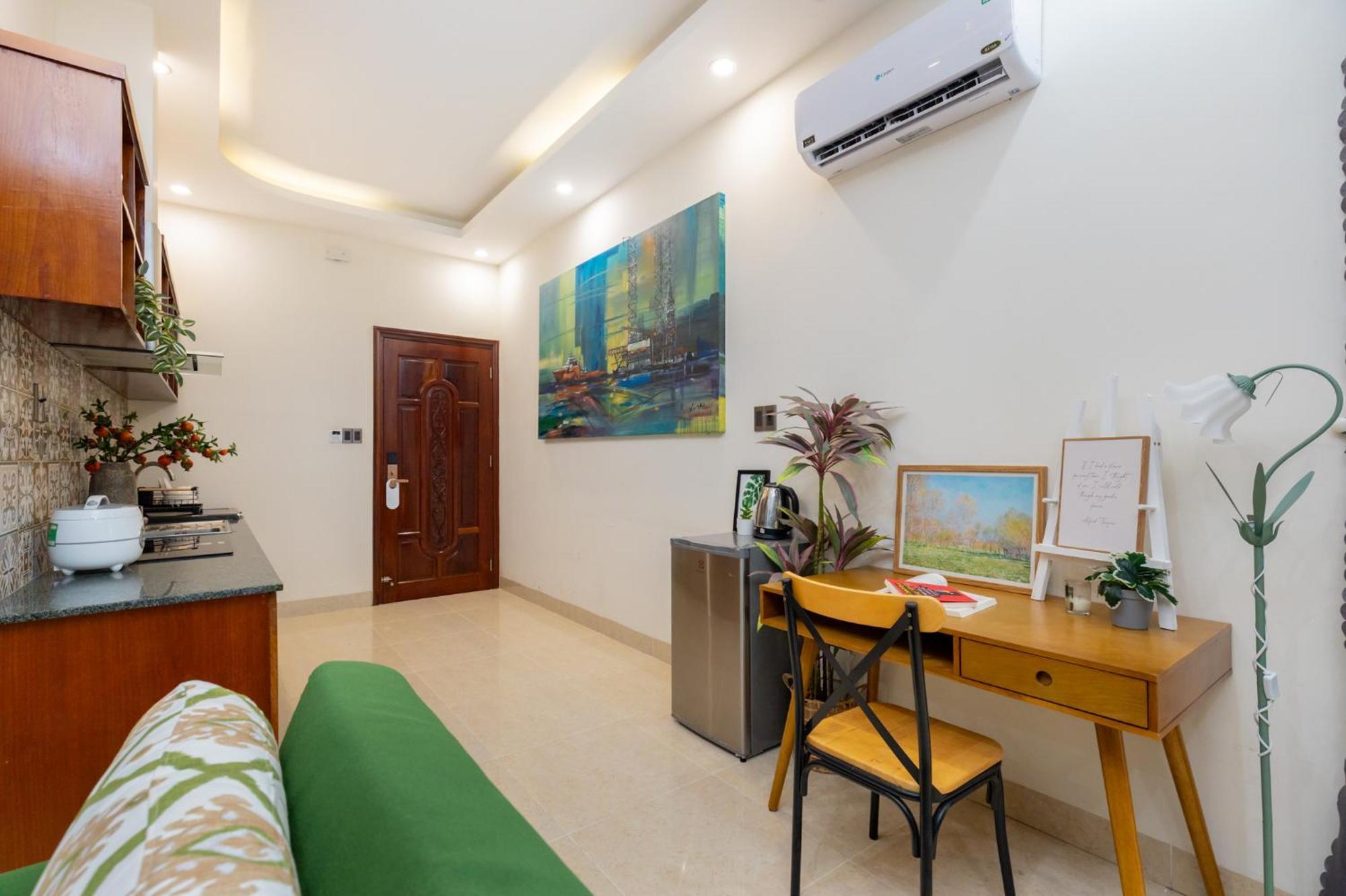 Prague Hotel Vung Tau Exterior photo