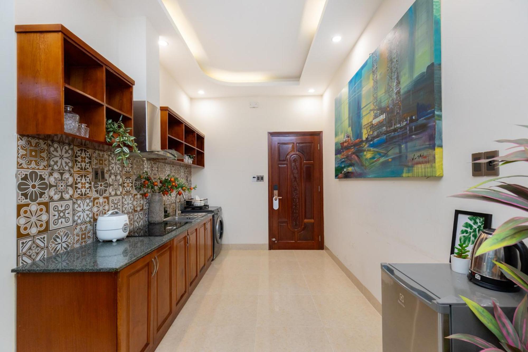 Prague Hotel Vung Tau Exterior photo