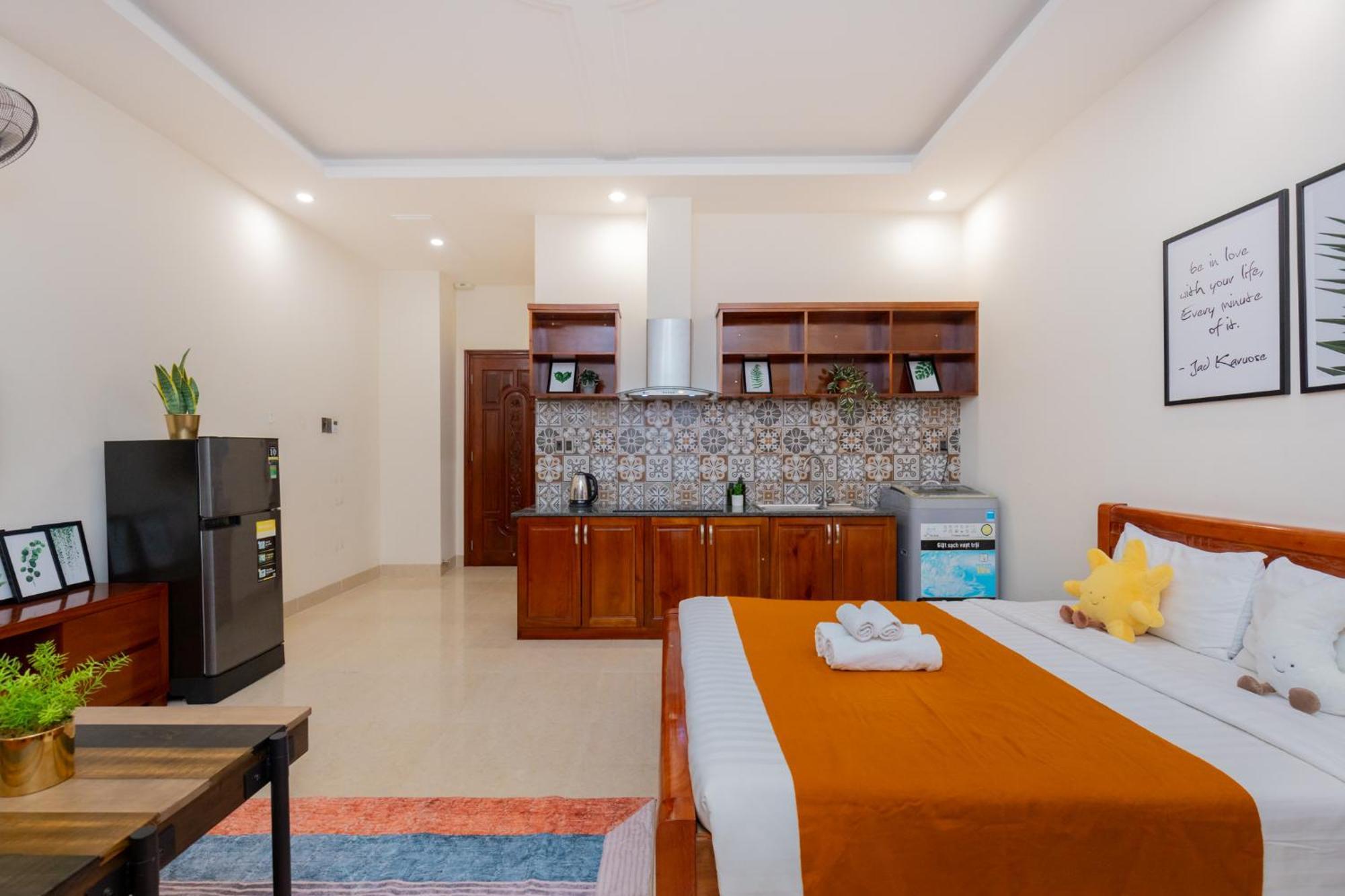 Prague Hotel Vung Tau Exterior photo