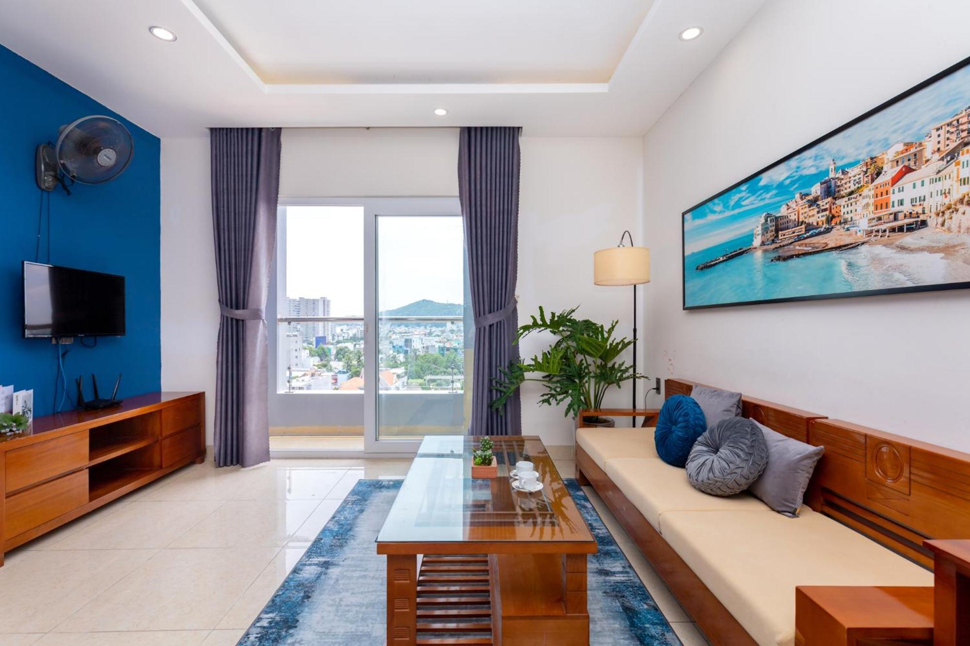 Prague Hotel Vung Tau Exterior photo
